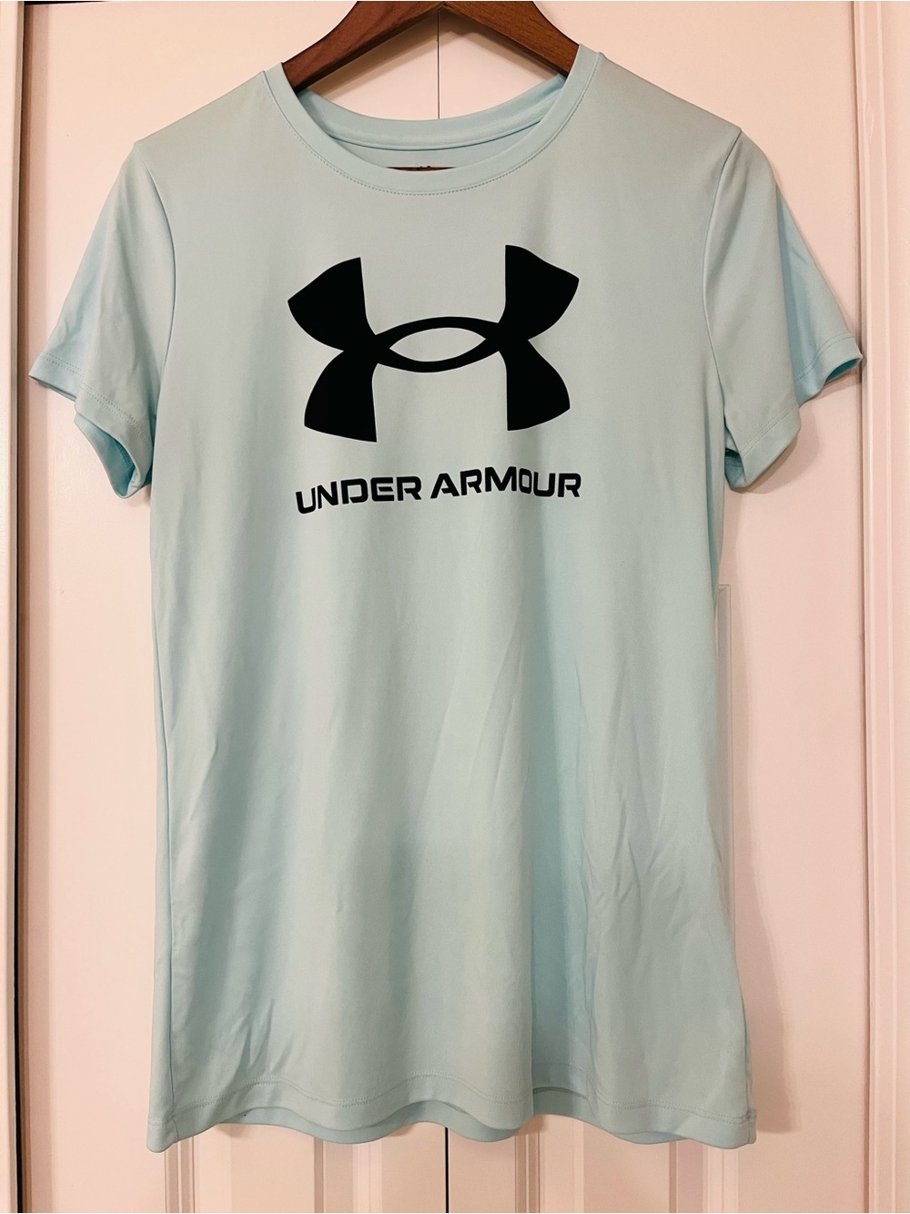 Under Armour women’s Light Teal Short Sleeve Logo Tee